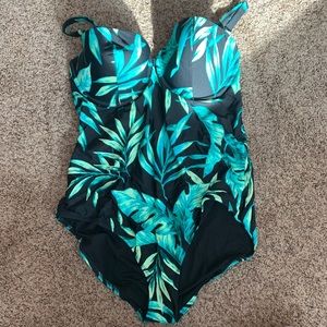 Old navy swimsuit
